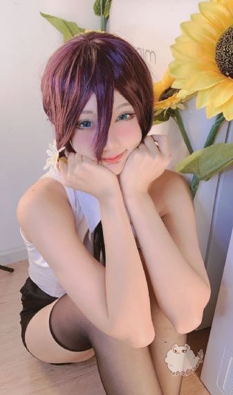 亚洲人妖在线_高清免费全集观看