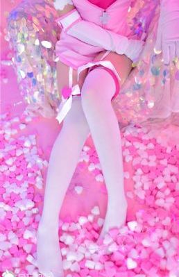 小龙女的销魂夜1一6_BD英语高清在线